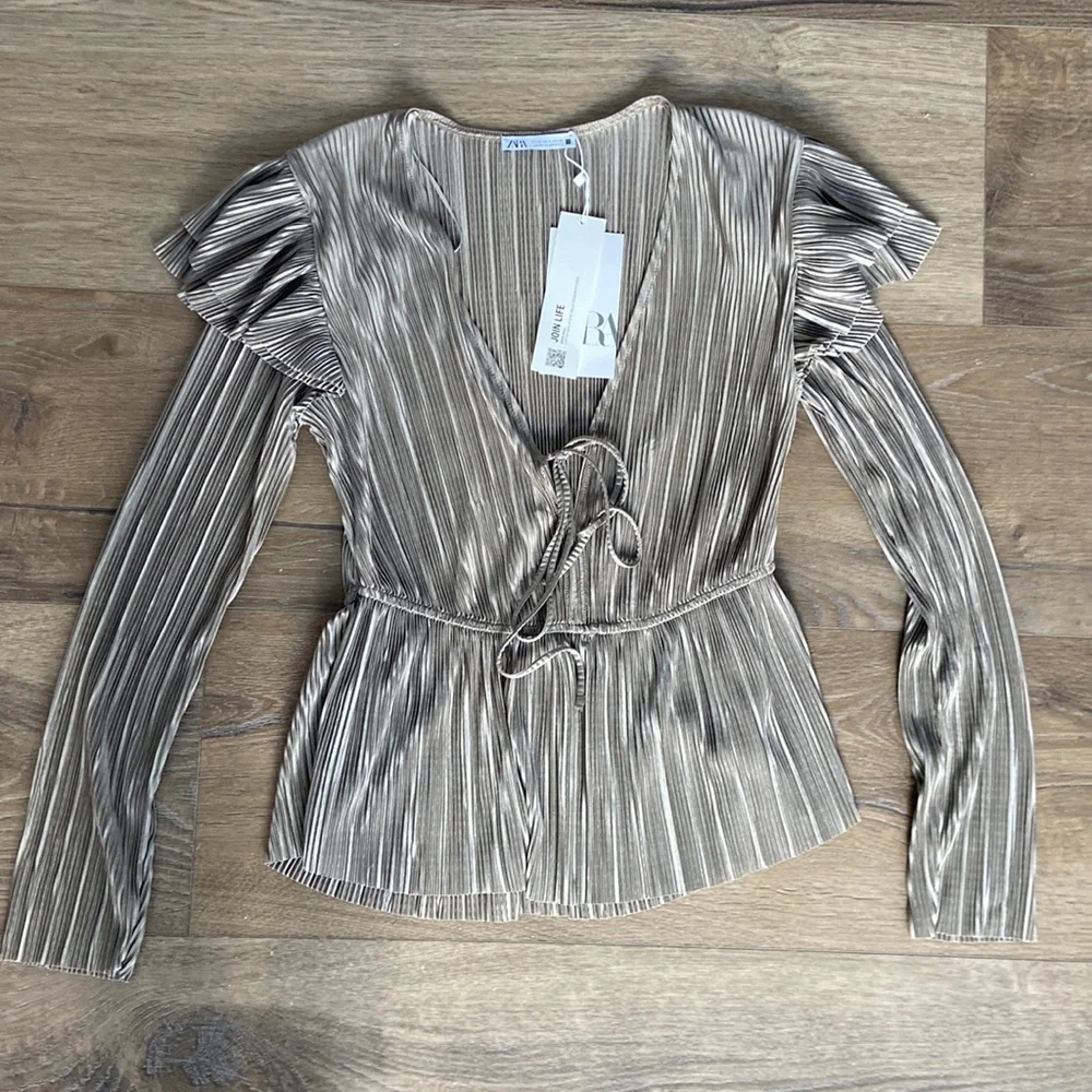 Zara Top - Picture 1 of 5
